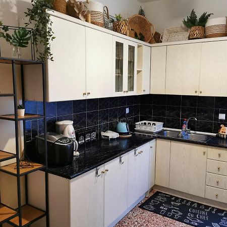 Central Apartment Kalamáta Kültér fotó